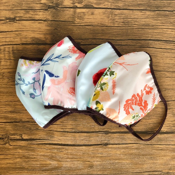 4 Floral Face Masks 🌸 - Picture 2 of 8